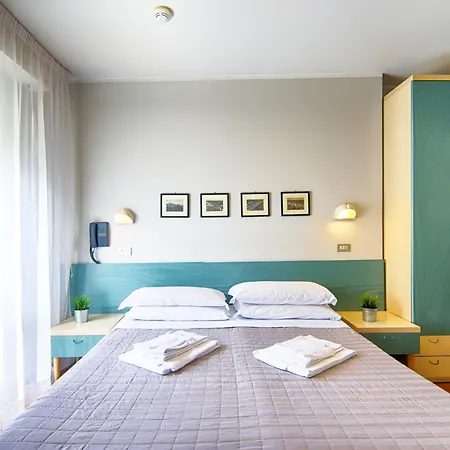 Granada Hotel 2*