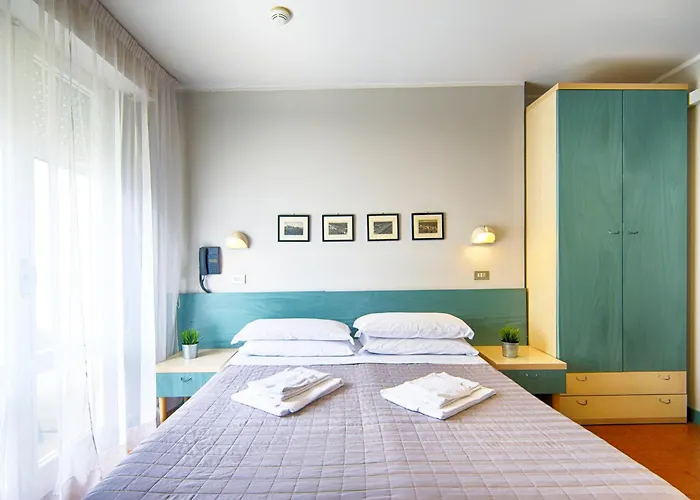 Granada Hotel 2*